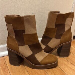 NWOT Patchwork Y2K Boots - Brown and Tan